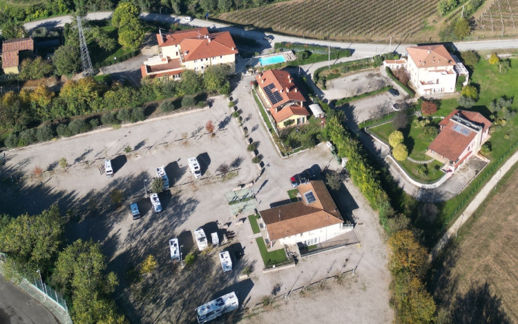 Area Camper Frassino