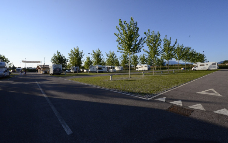 Area sosta Parco Termale del Garda