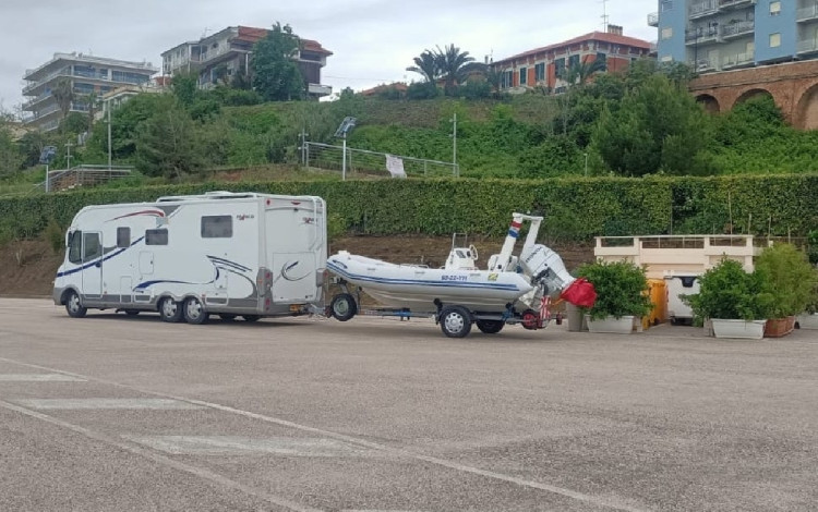 Area camper Porto di Termoli