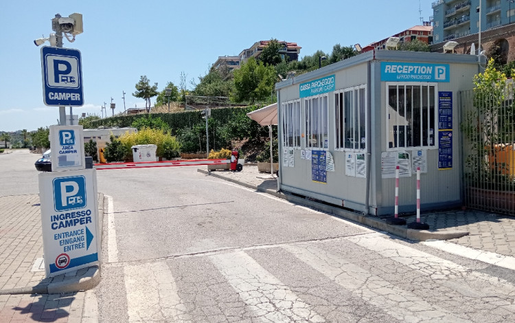 Area camper Porto di Termoli