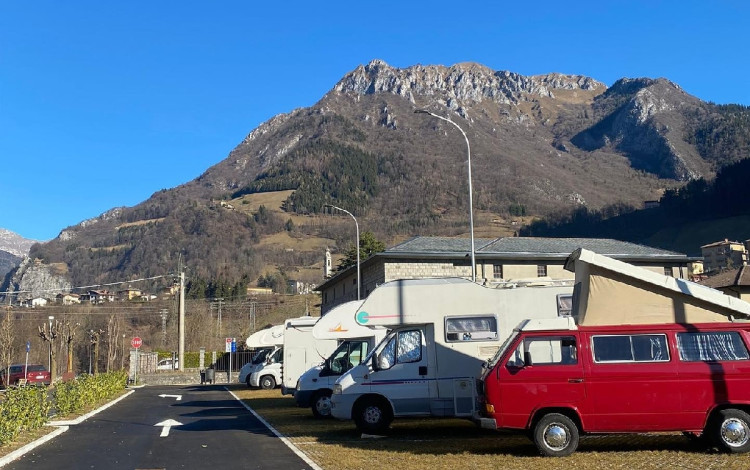 Area Sosta Camper Orobie